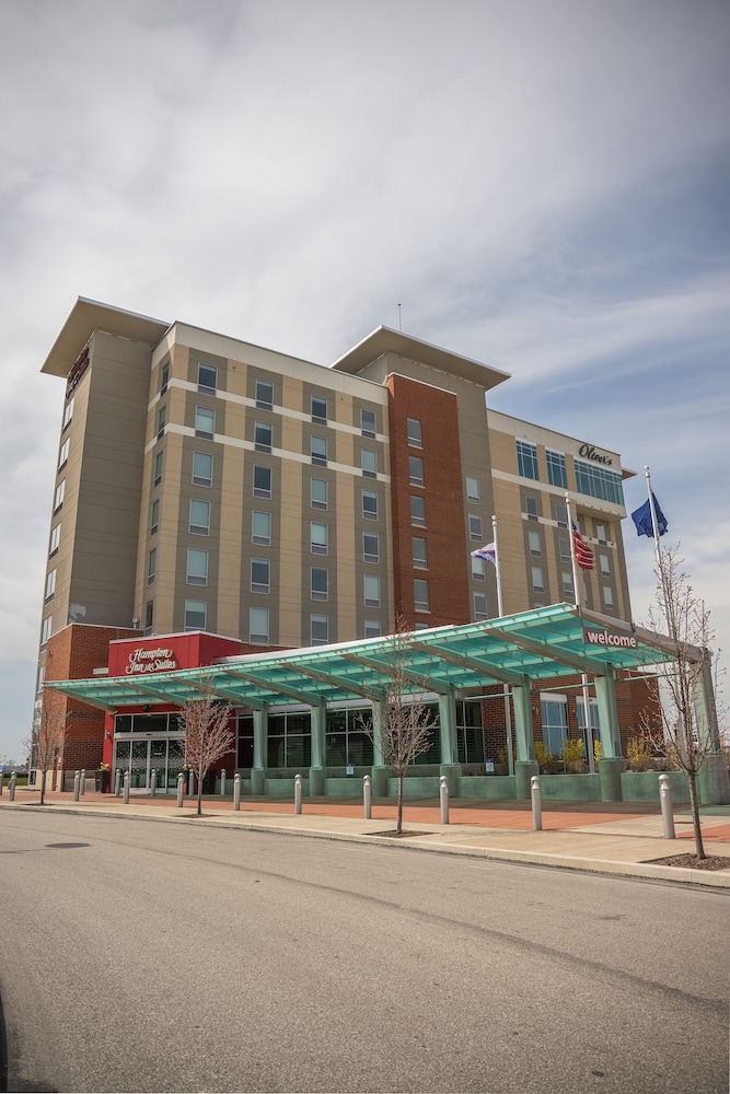 Hampton Inn & Suites Erie Bayfront - photo 58