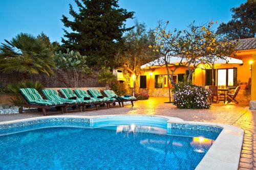 Villa El Mal Pas Can Seguinet — 4-Star Luxury Hotel in Alcudia, Spain