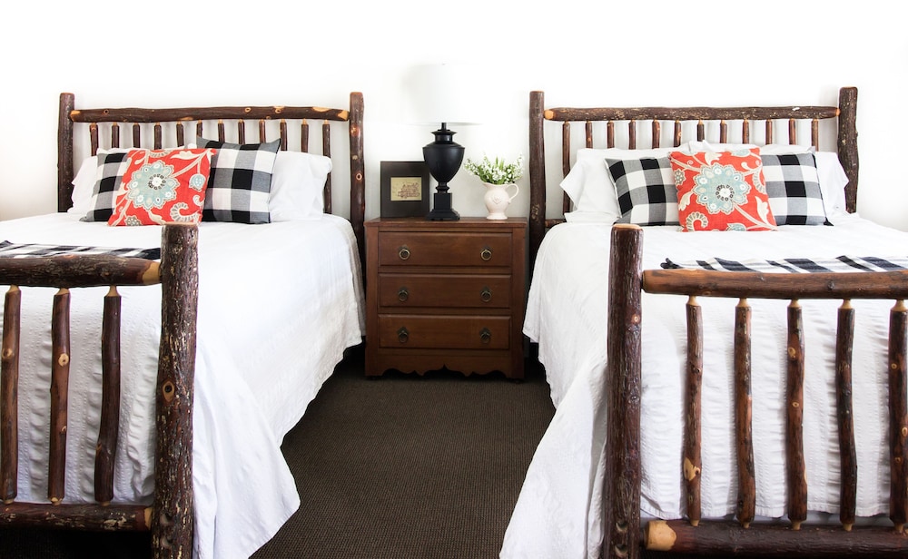 Kedron Valley Inn - photo 33