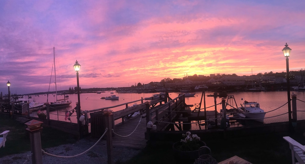 Boothbay Harbor Inn - photo 97