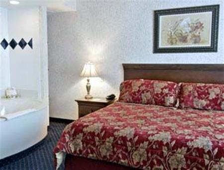 Wingate by Wyndham Tallahassee FSU - photo 2
