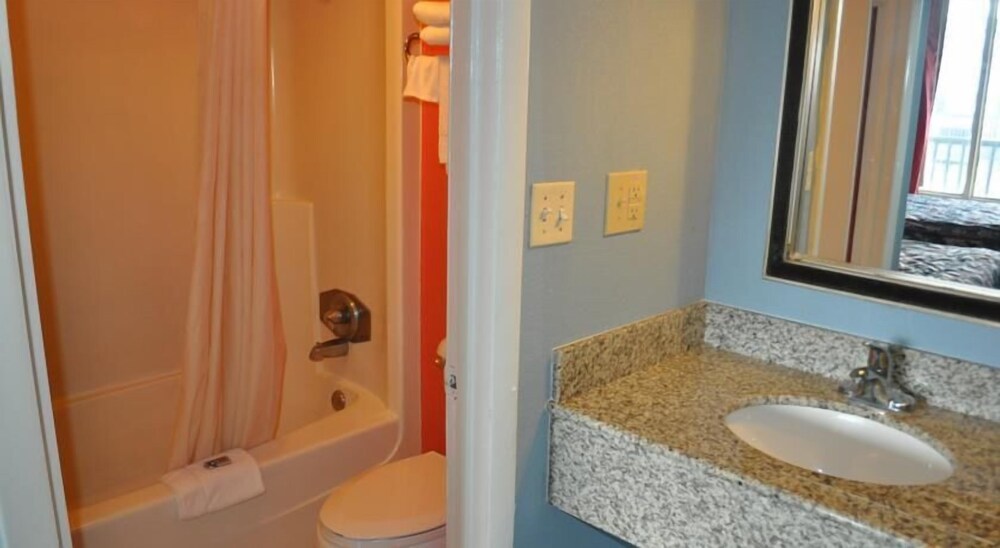 Ocean View Inn - photo 12