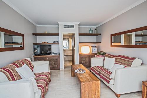 Leana Front Line Villa
