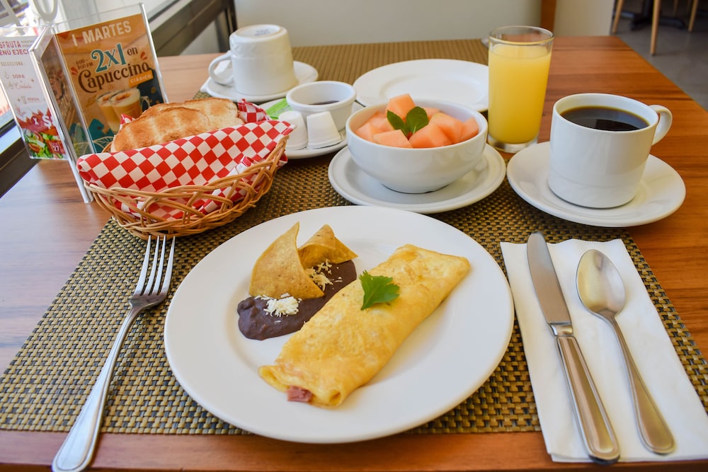 Breakfast meal