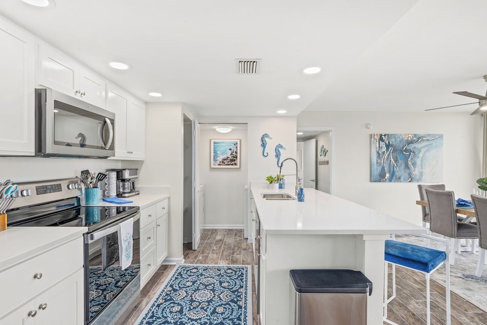 Sandpiper Beacon Beach Resort - photo 173