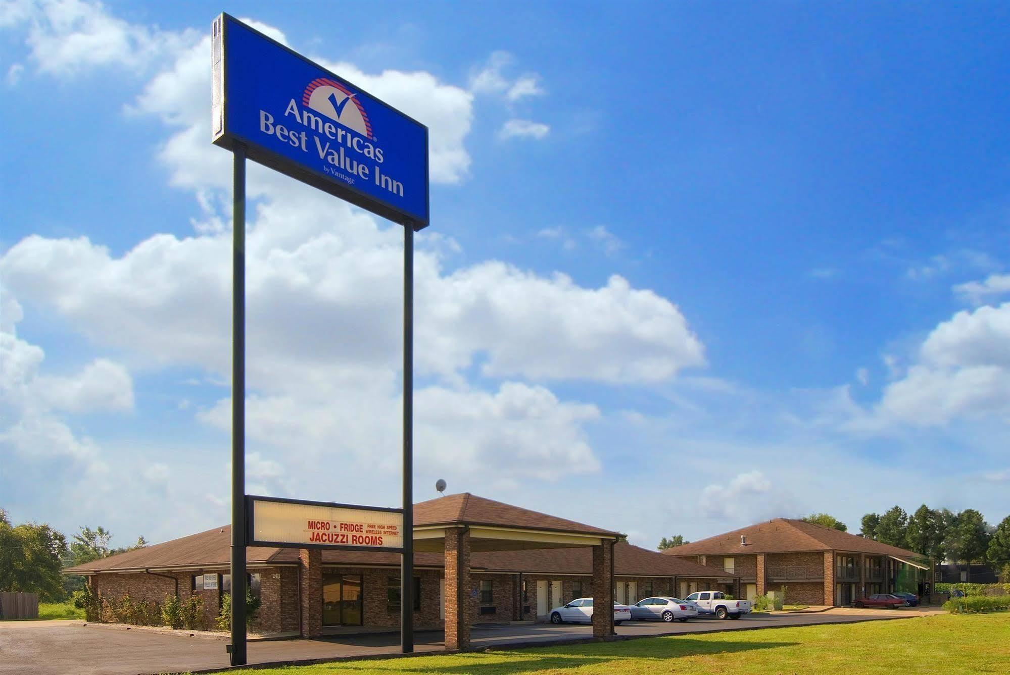 Americas Best Value Inn West Memphis - photo 2
