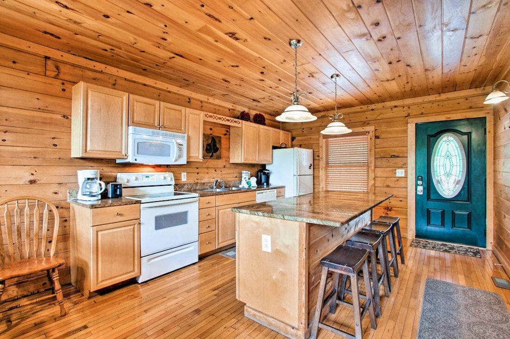Mountaintop Manor - photo 14