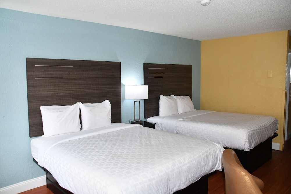 Baymont by Wyndham Macon I 75 - photo 10