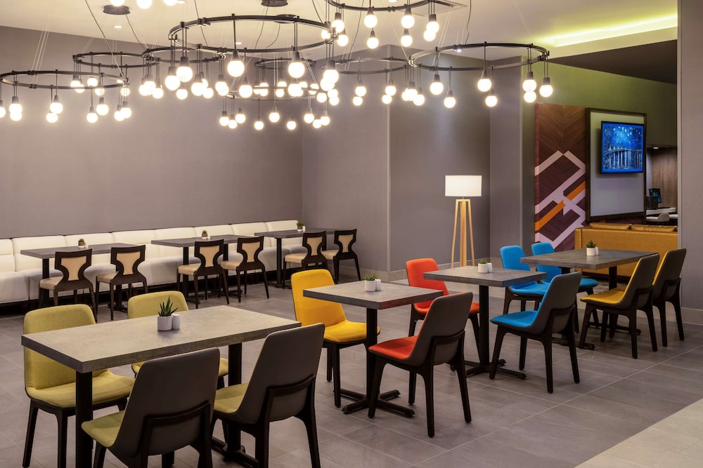 Hilton Garden Inn Pomona Chino - photo 32