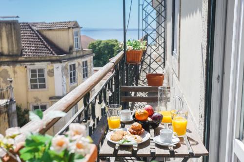 Chiado Prestige View Apartment — 4-Star Luxury Hotel in Lisbon, Portugal