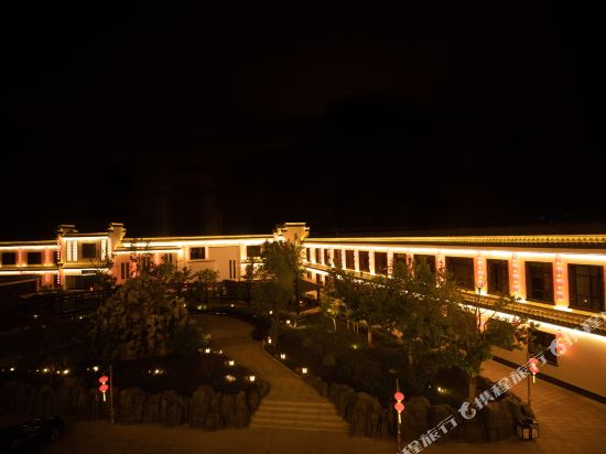 Li Feng Hotel — hotel in Xinglong