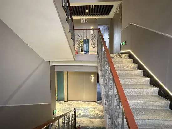 Fanshi Apple Fashion Hotel — hotel in Fanshi