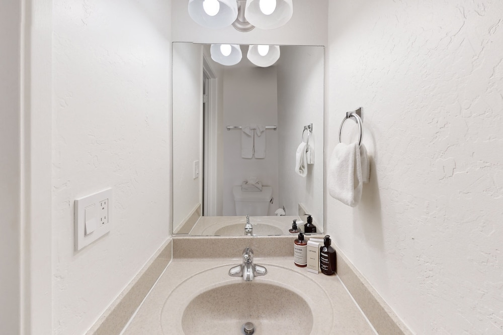 619 Lakefront - photo 53