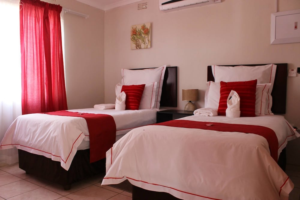 Hill View Inn — Serowe — photo 3