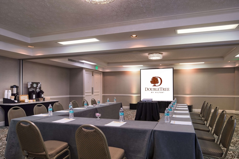 Doubletree by Hilton Philadelphia Airport - photo 50
