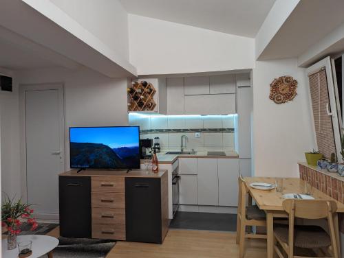 Sunrise Apartment — 4-Star Luxury Hotel in Skopje, Republic of Macedonia