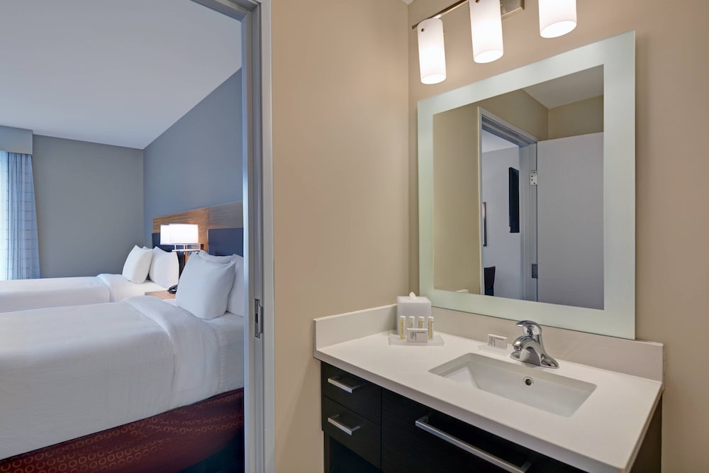 TownePlace Suites by Marriott Indianapolis Downtown - photo 30