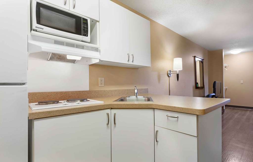 Extended Stay America Suites Madison Junction Court - photo 20