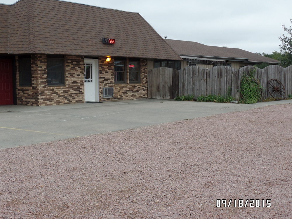 Dakota Country Inn & Suites - photo 31