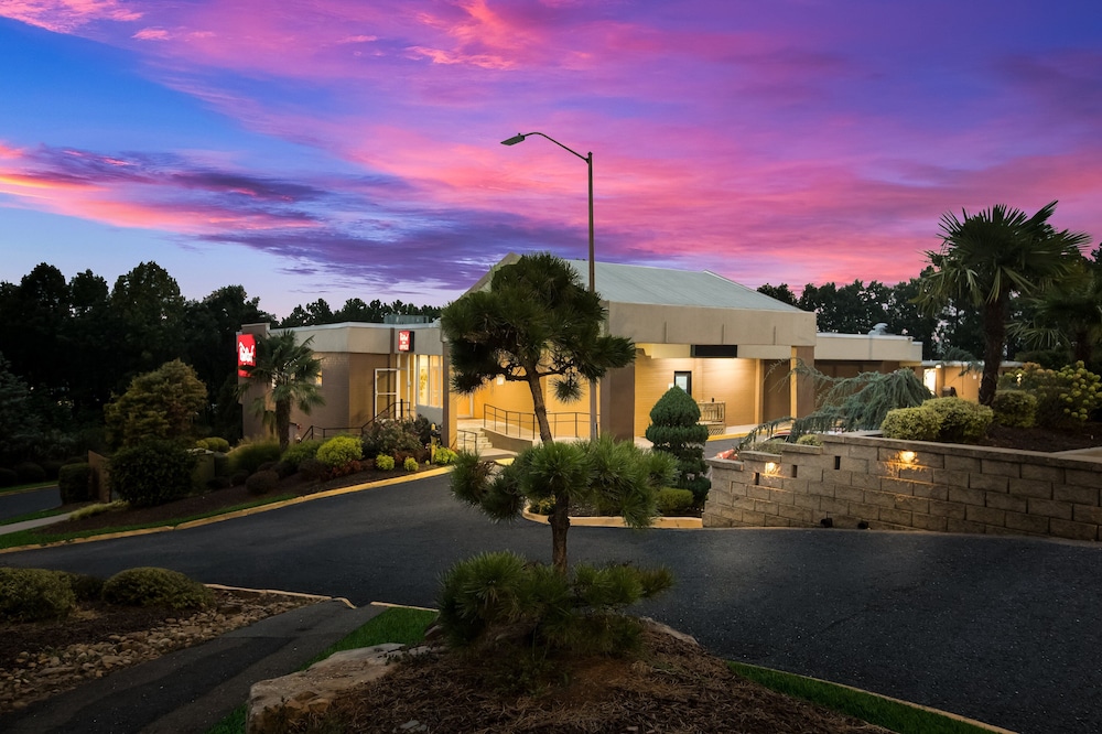 Red Roof Inn Atlanta Airport NE Conley - photo 31