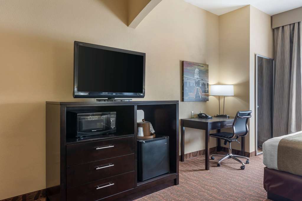 Best Western Plus Capital Inn - photo 25