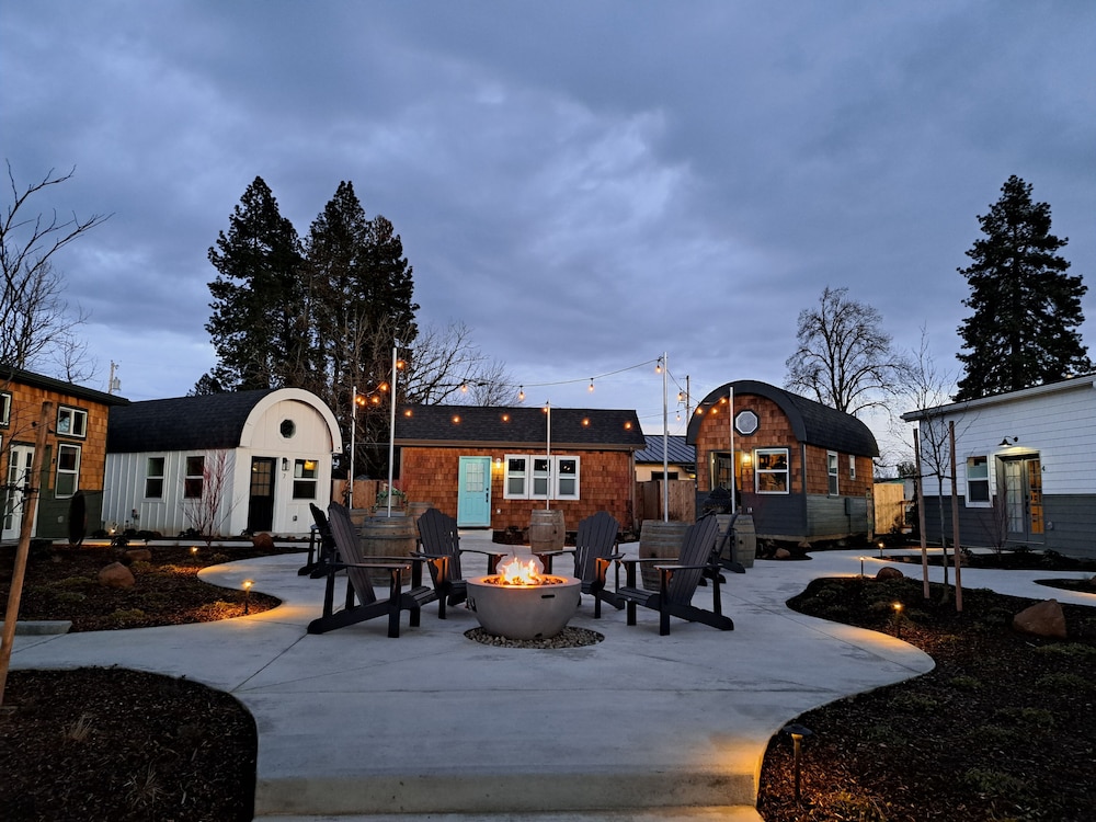 The Boutique Retreat - photo 35