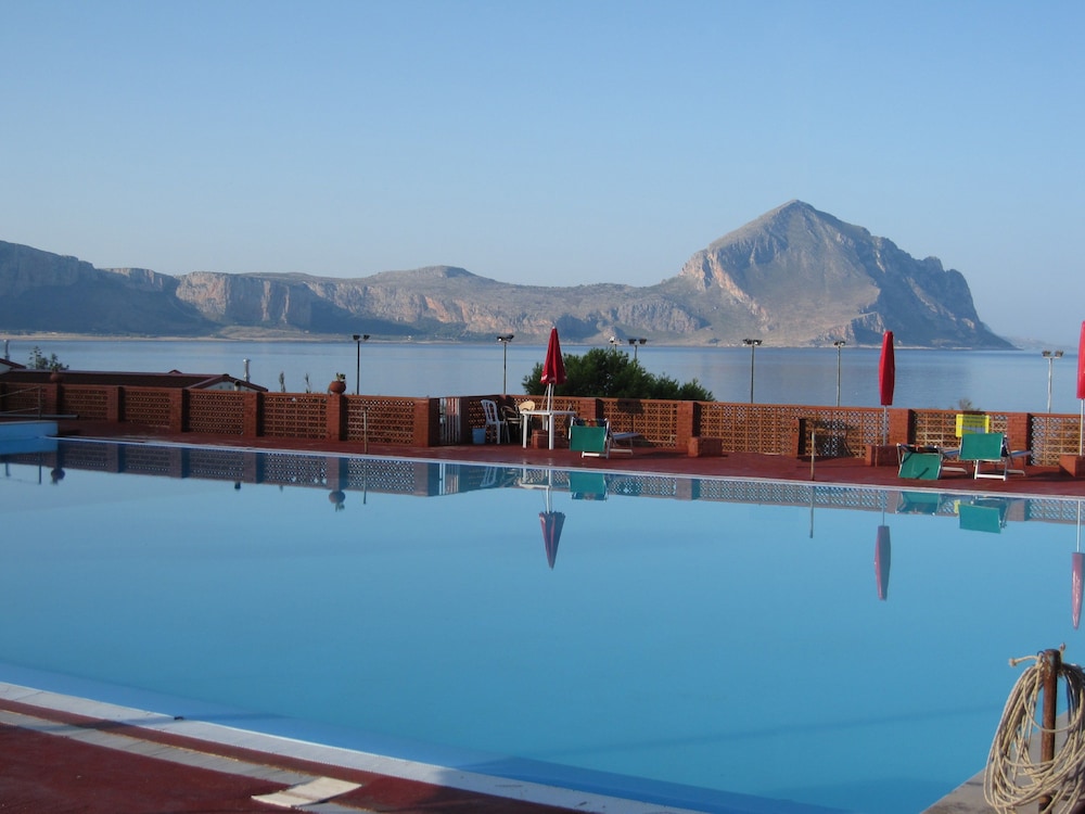 Happy Camp in El Bahira Camping Village — 4-Star Luxury Hotel in San Vito Lo Capo, Italy