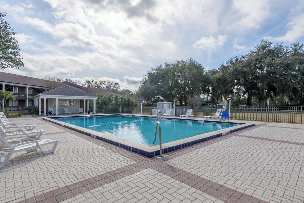 Motel 6 Ocala FL Conference Center - photo 24