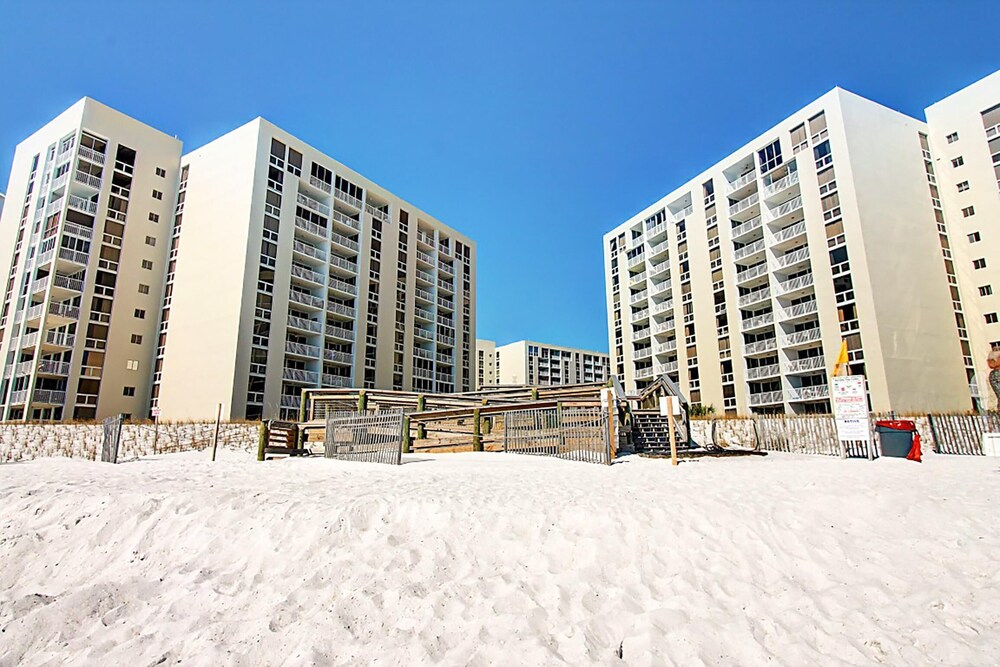 Shoreline Towers 3083 - photo 48