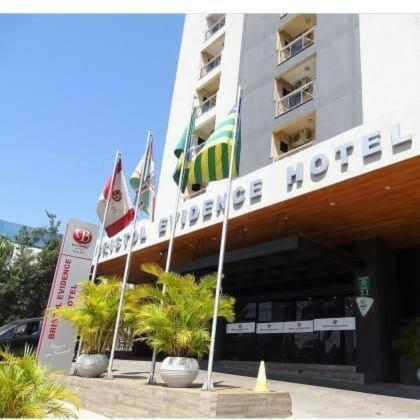 712 FLAT para temporada em Goiania proximo ao Parque Areião — 4-Star Luxury Hotel in Goiania, Brasil