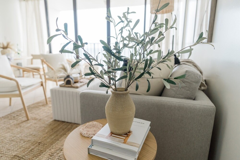 0912 White Linen Room by Atlantic Towers - photo 15