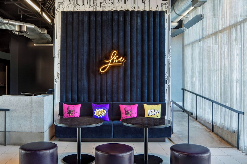 Aloft Phoenix Airport - photo 28