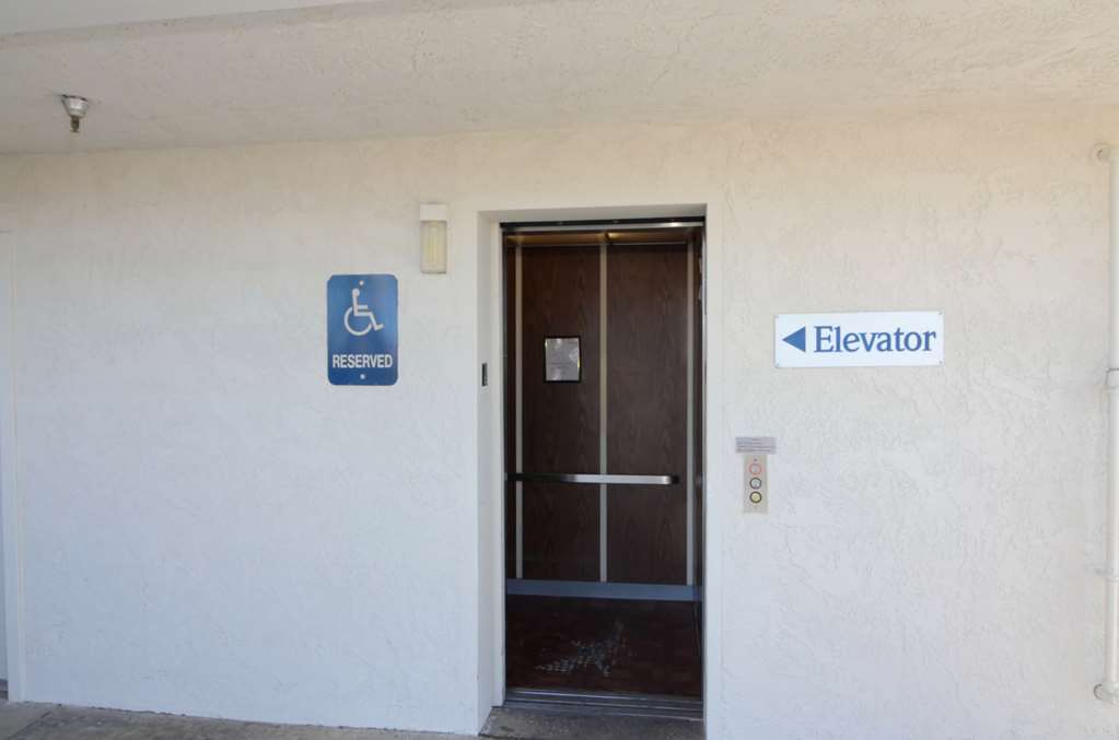 Motel 6 Twentynine Palms CA - photo 3