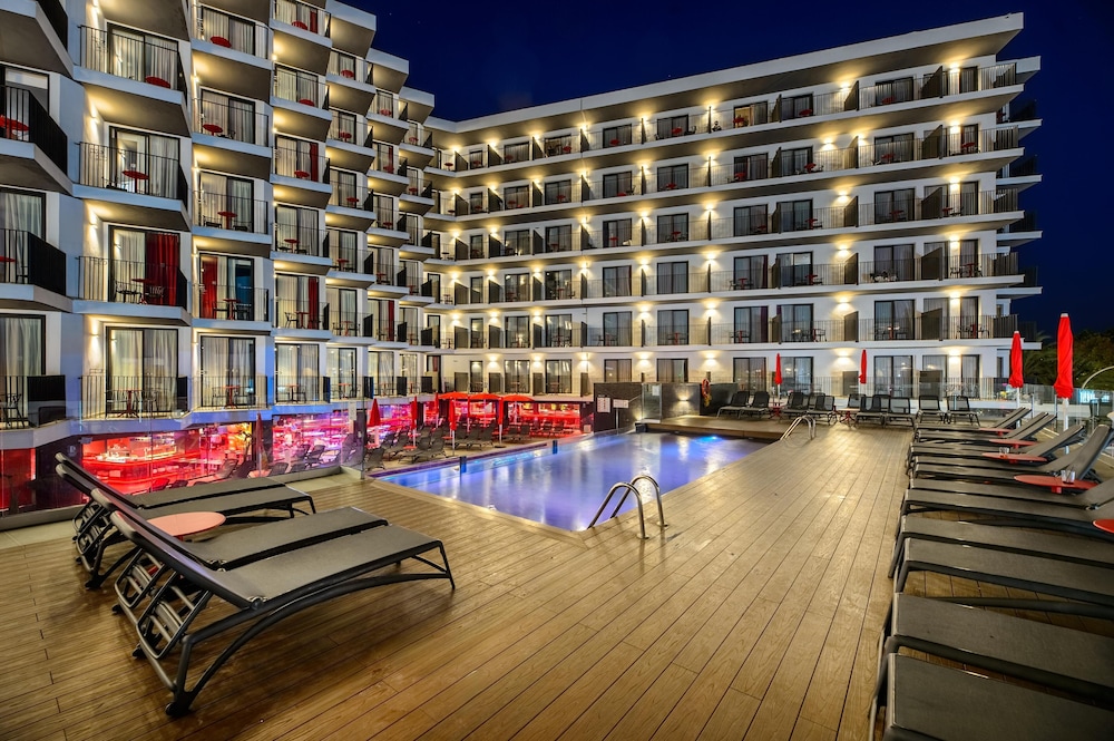 Hotel Vibra District Adults Only in Sant Antoni De Portmany, Spain