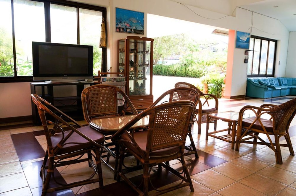 Plernpetch Hotel — Surat Thani — photo 4