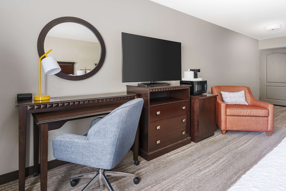 Hampton Inn & Suites Thousand Oaks CA - photo 14