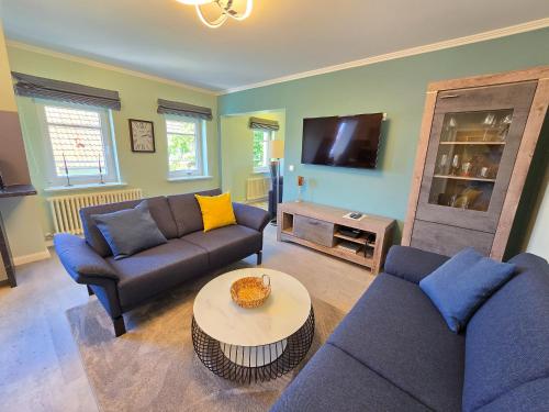 Strandvillen Binz Ferienwohnung mit Panoramablick 2 Schlafzimmern und Balkon SV 715 — 4-Star Luxury Hotel in Ostseebad Binz, Germany