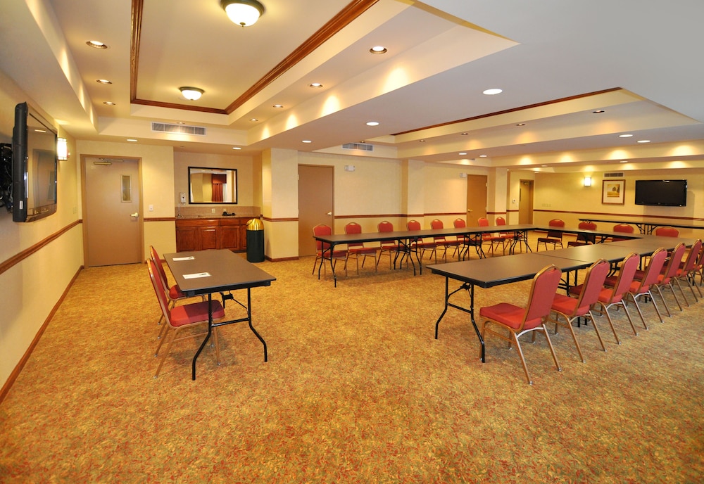 Country Inn & Suites by Radisson Conway AR - photo 41
