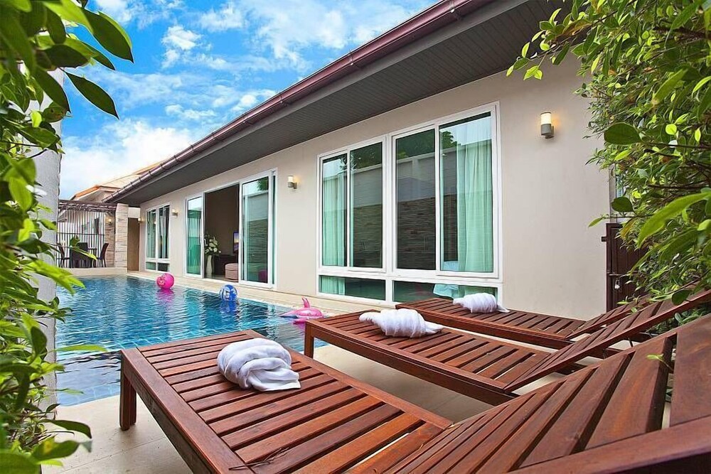 Villa Elysia No. 21 — 4-Star Luxury Hotel in Pattaya, Thailand
