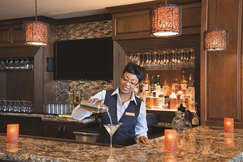 Embassy Suites by Hilton Savannah Historic District - photo 44