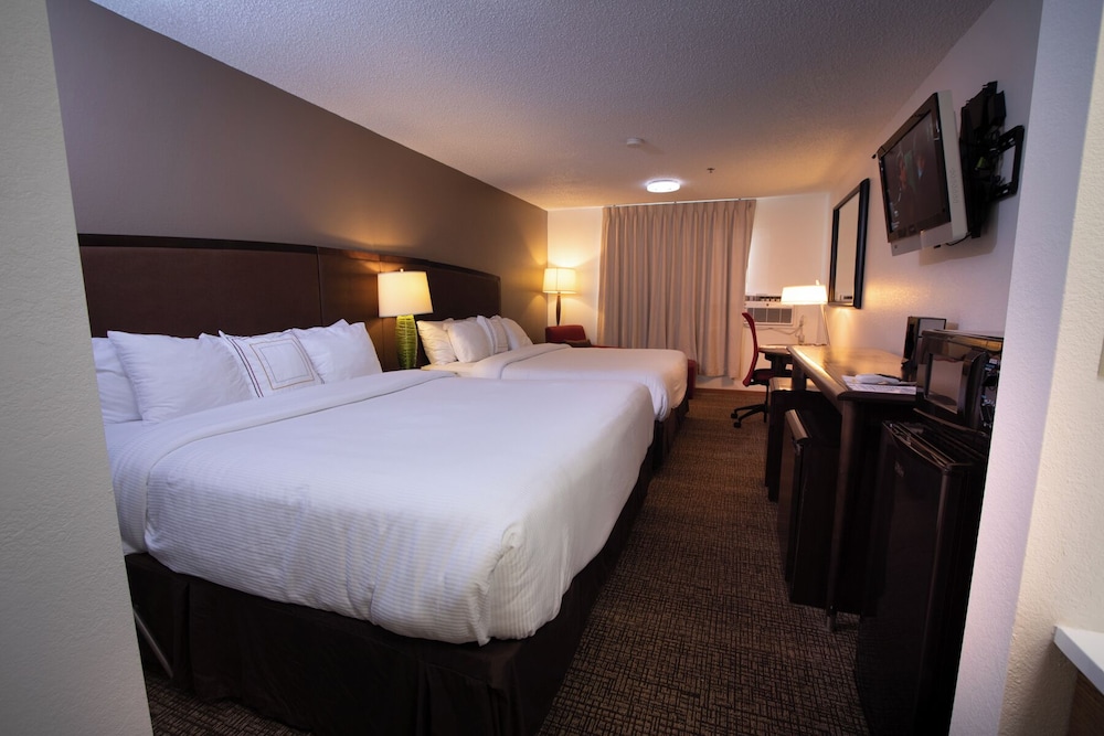 Alliance Hotel & Suites a Howard Johnson by Wyndham - photo 19