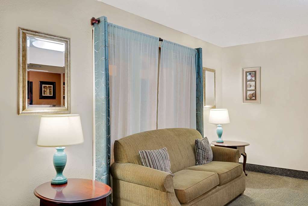 Super 8 by Wyndham Newburgh West Point Near Stewart Airport - photo 3