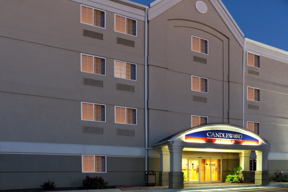 Candlewood Suites Winchester by IHG - photo 44
