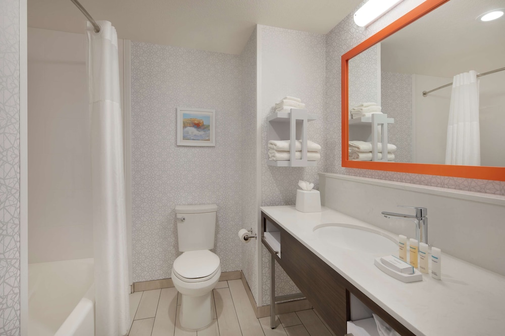 Hampton Inn Santa Cruz West CA - photo 16