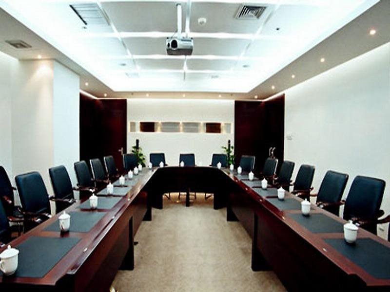 Days Hotel Xian — 4-Star Luxury Hotel in Xi'an, People's Republic of China