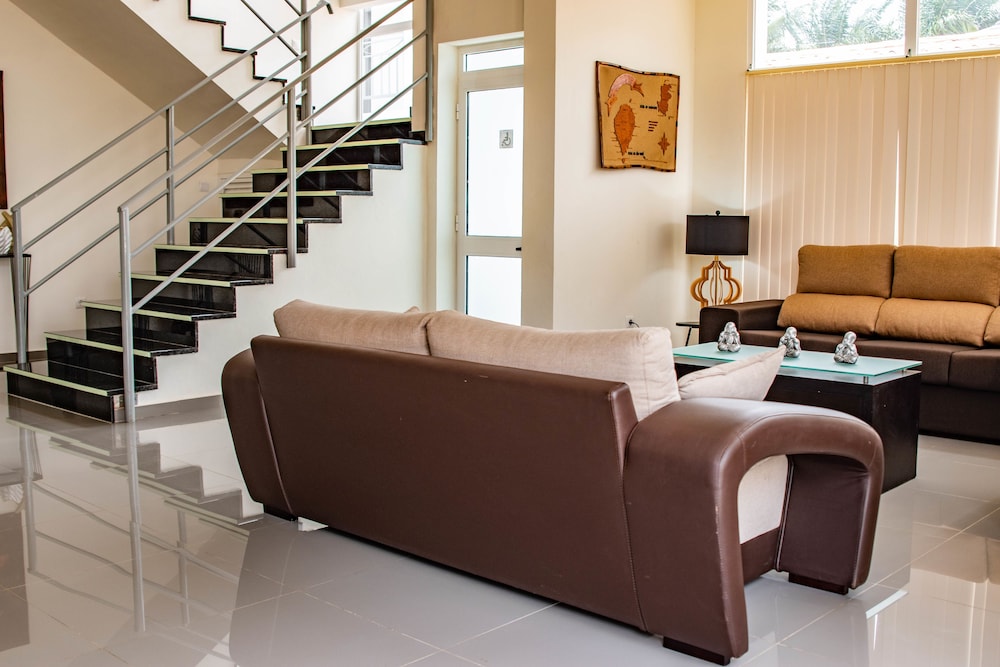 Hotel Vitória — hotel in Sao Tome