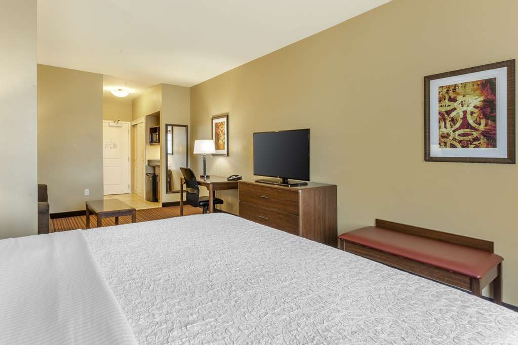 Best Western Plus Chandler Hotel & Suites - photo 31