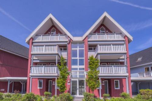 Mitteldeck 433 — 4-Star Luxury Hotel in Rechlin, Germany