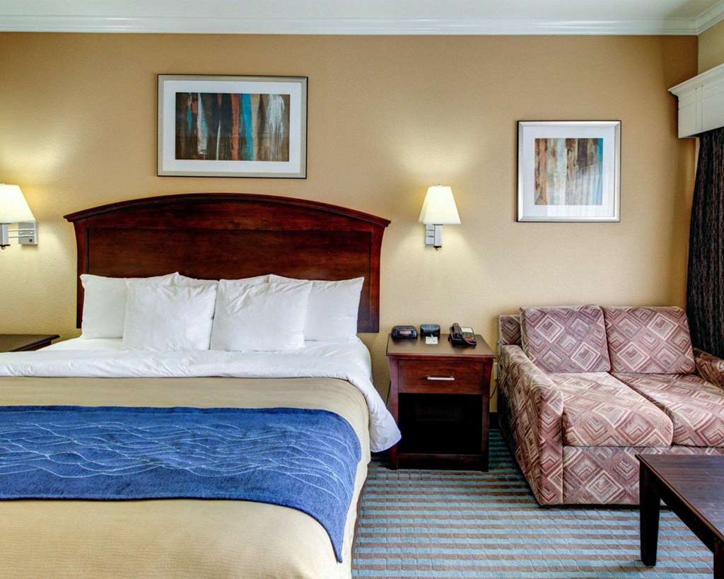 Comfort Inn Corsicana East - photo 24