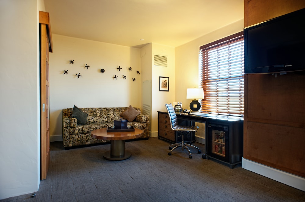 Hotel Andaluz Albuquerque Curio Collection by Hilton - photo 36